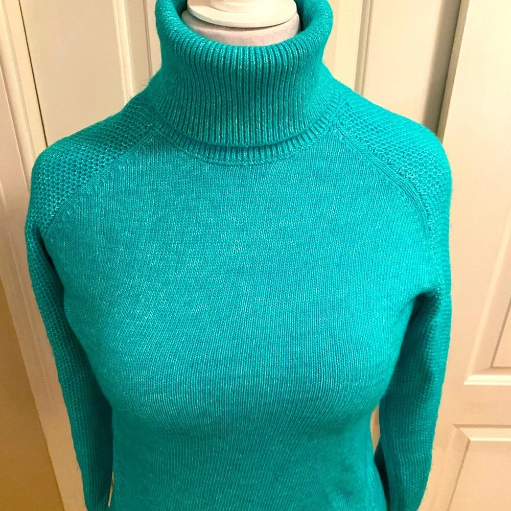 Loft Mint Green Turtleneck Sweater 🍀 - Picture 2 of 14